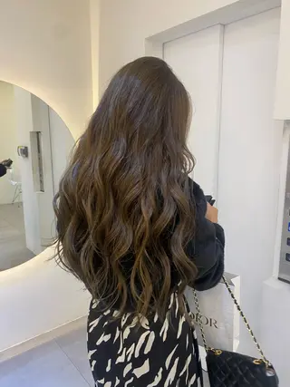 ロング カラー nok所属・レイヤー/ベージュ/ どますず🌺のヘアスタイル