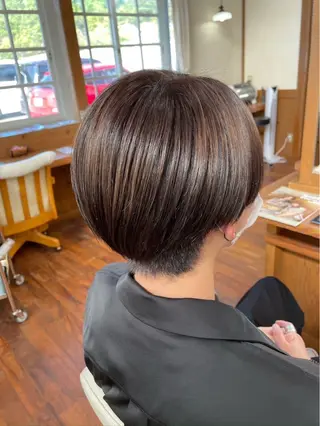 ショート 大久保 麻里のヘアスタイル