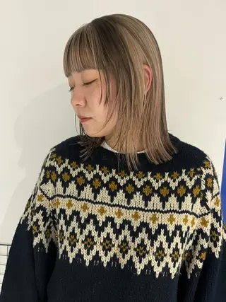 ミディアム カラー AOI ハイトーン/ボブのヘアスタイル