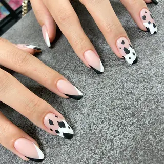 ネイル 黒沢 直子のネイルデザイン