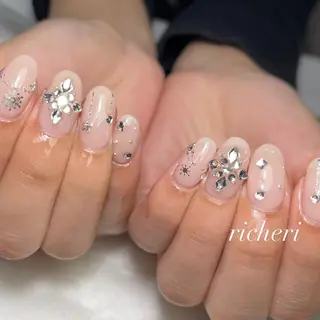 ミディアム ネイル richeri beautyのネイルデザイン