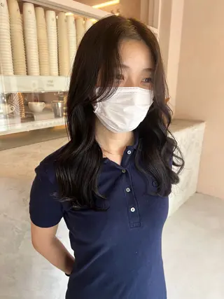 セミロング iru所属・透明感，髪質改善の プロ☝🏻前田俊樹✨のヘアスタイル