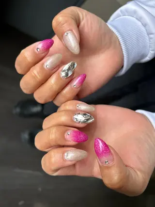 ネイル ✴︎ Delightのネイルデザイン