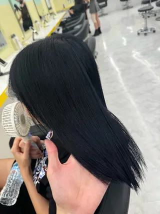 ミディアム カラー ヘアアレンジ ☁️トレンド✖️ 透明感☁️りくのヘアスタイル