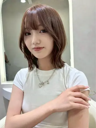 ショート 小林 美月  透明感カラーのヘアスタイル