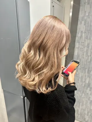 ロング 池袋/カラー特化🎨 ロング料金なし🩵のヘアスタイル