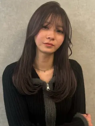 セミロング カラー Nishimura Amiのヘアスタイル