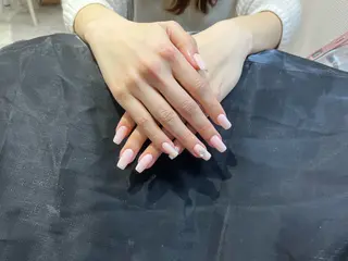 ネイル FLORA所属・う みのネイルデザイン