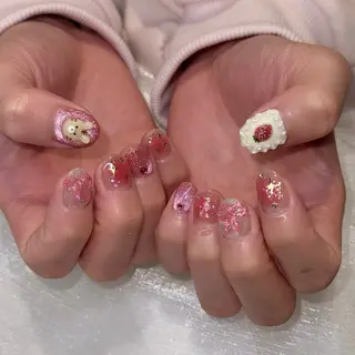 ネイル 新井 ひなののネイルデザイン