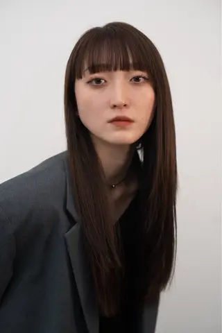 ロング SHINDO MIYUのヘアスタイル