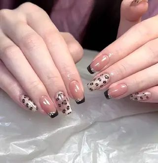 ネイル Pure&Rich Nailのネイルデザイン