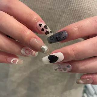 セミロング m kaori𓃟のネイルデザイン