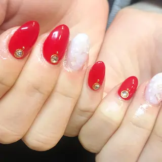 セミロング ネイル MKY salonのネイルデザイン