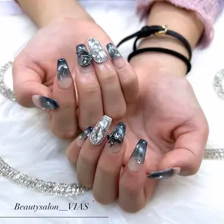 ネイル VIAS 〜EYE&NAIL〜のネイルデザイン