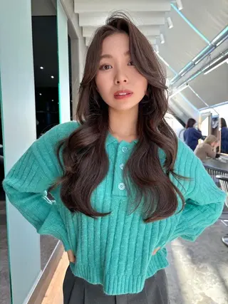 ロング カラー Lond oneのヘアスタイル