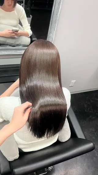 ロング BALE所属・祥華(さちか)／透 明感カラー／髪質改善のヘアスタイル