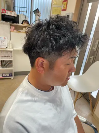 パーマ メンズ ケアブリーチ /髪質 改善/古橋圭史郎のヘアスタイル