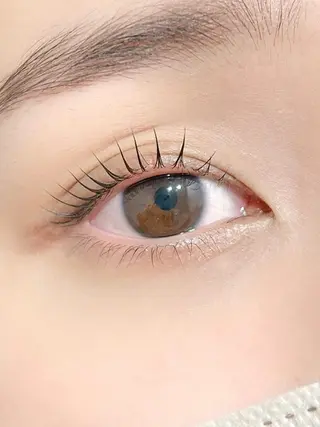 マツエク・マツパ Lignal.所属・Lignal. miyuの眉毛・アイブロウイメージ