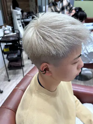 カラー 海老名 理香子のヘアスタイル