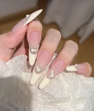 ネイル イブ ネイリのネイルデザイン