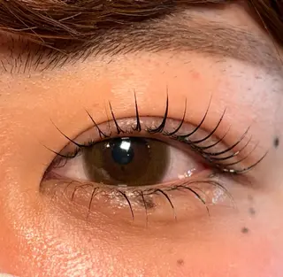 マツエク・マツパ GOODNESS eyesalon所属・SAKAMOTO LISAのマツエク・マツパデザイン