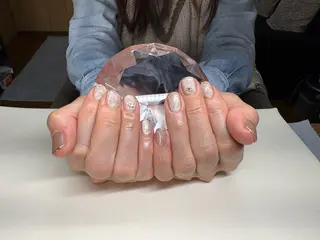 ネイル Rainbow Moonのネイルデザイン