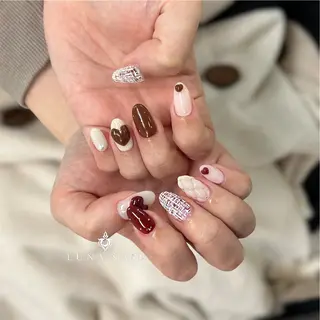 ネイル アトリエ　ミモザ所属・いまむら あかりのネイルデザイン