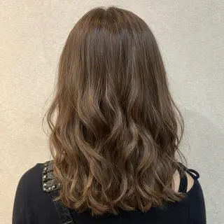 セミロング powderhair_luminity所属・矢澤涼夏 🎀ツヤ髪のヘアスタイル