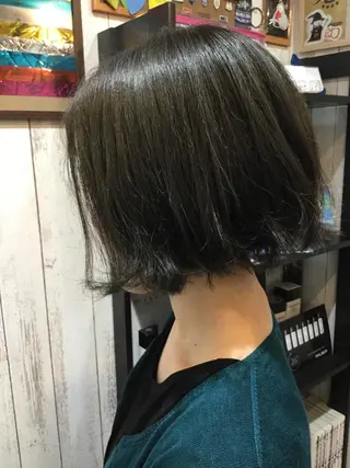 ミディアム カラー embrace エンブレイスのヘアスタイル