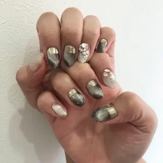 ロング カラー ヘアアレンジ キッズ ネイル マツエク・マツパ 福田 加奈のネイルデザイン