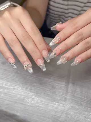 ネイル Lee Ainのネイルデザイン