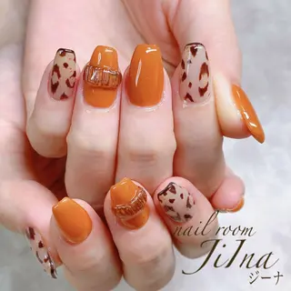ネイル JiIna nailのネイルデザイン