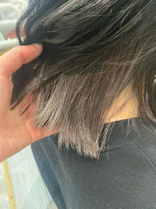 ミディアム カラー Linda　Hiro所属・坂下 麻梨奈のヘアスタイル