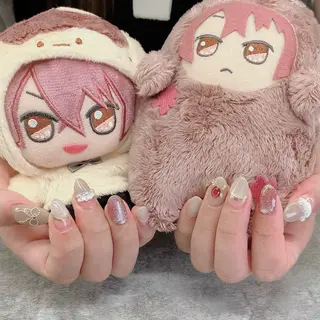 ネイル haleyume所属・shino🌟 痛ネイルのネイルデザイン