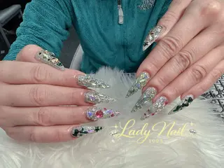 ネイル Lady Nails 1993所属・タナカ フォンのネイルデザイン