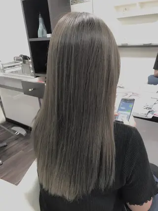 ロング カラー 田光 美華のヘアスタイル