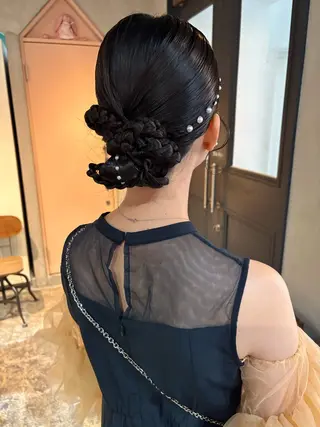 ロング ヘアアレンジ ツキノキ ミナのヘアスタイル