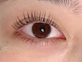 マツエク・マツパ amie久宝寺店所属・amie ゆまのマツエク・マツパデザイン