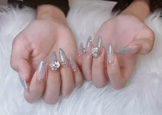 ネイル Luxe Nailのネイルデザイン