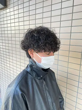 ショート カラー パーマ ヘアアレンジ メンズ アイブロウ スパイキー/フェザー /波巻き/かいとのヘアスタイル