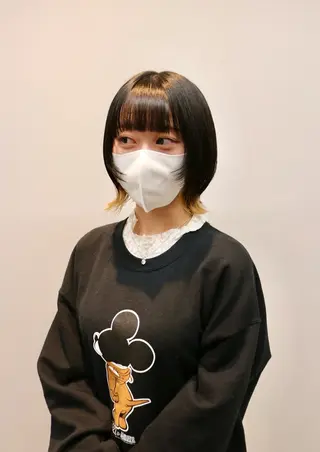 ショート 【レイヤー/透明感/ ハイトーン】Rionのヘアスタイル