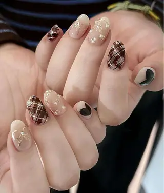 ネイル 相沢 さやかのネイルデザイン