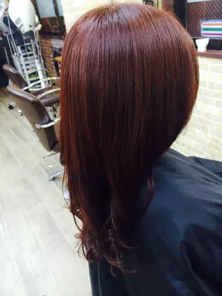 セミロング パーマ メンズ眉毛ITSUK Iメンズ専門　新宿の眉毛・アイブロウイメージ