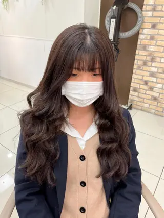 ロング カラー 羽エクステ🩷 🤍まき🤍のヘアスタイル