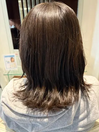 セミロング ヨウコ YOKOのヘアスタイル