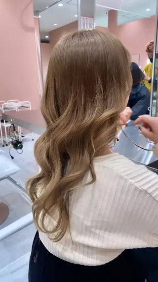 ロング ベージュ/アレンジ /横浜/杉本千夏のヘアスタイル