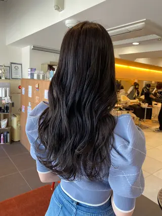 ロング カラー 透明感カラーブリーチ 🌼シゲモトアヤ🌼のヘアスタイル