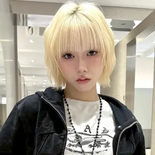 ミディアム カラー TATSUブリーチ/ ミルクティーベージュのヘアスタイル