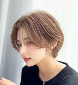 ショート 切りっぱなしボブ× 透明感カラー 原田のヘアスタイル