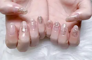 ネイル Shis_🦄shi 韓国風キラキラネイルのネイルデザイン
